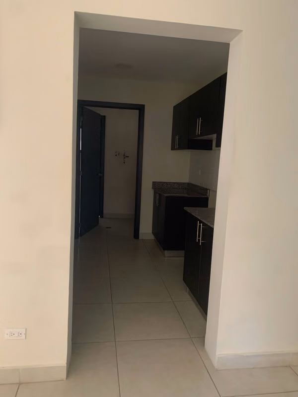 BANK SELLS HOUSE IN PH SF WOODLANDS