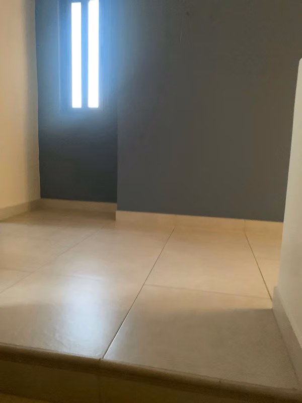 BANK SELLS HOUSE IN PH SF WOODLANDS