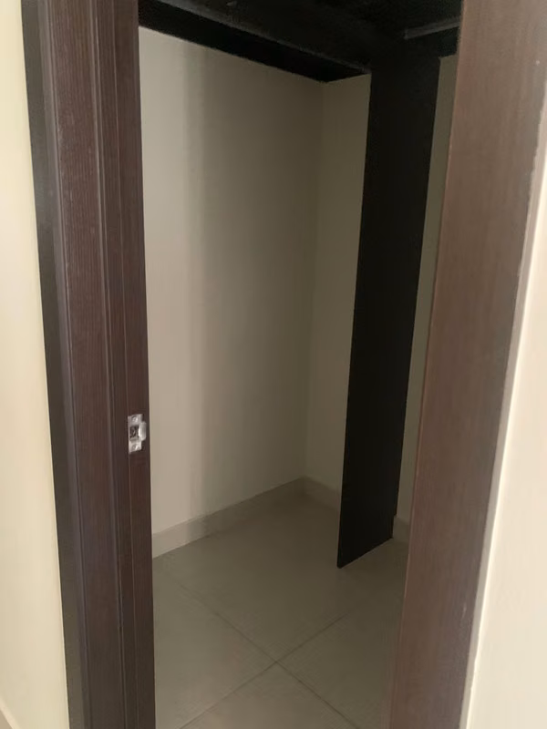 BANK SELLS HOUSE IN PH SF WOODLANDS
