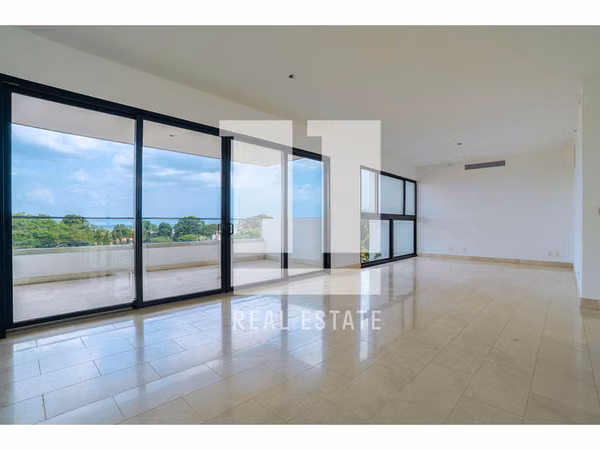 Se vende apartamento en Coco del Mar, Caleta