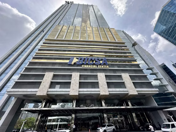 Se Alquila Oficina de 1,417m2 en Torre BICSA, Avenida  Balboa