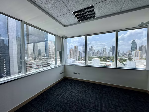 Se Alquila Oficina de 1,174 m2 en Torres de Las Americas, Punta Pacifica