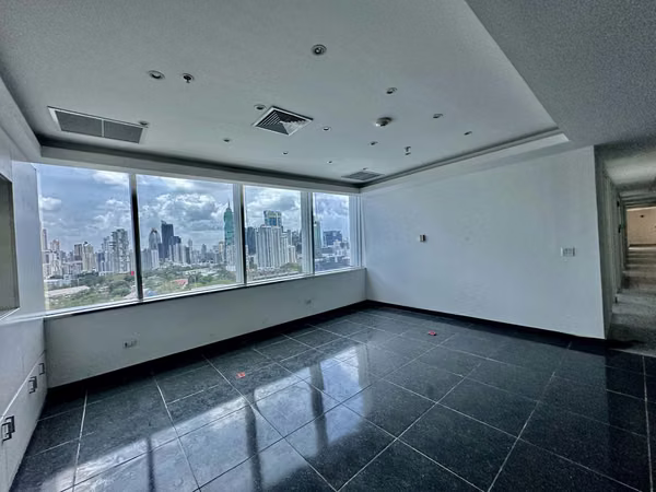 Se Alquila Oficina de 1,174 m2 en Torres de Las Americas, Punta Pacifica