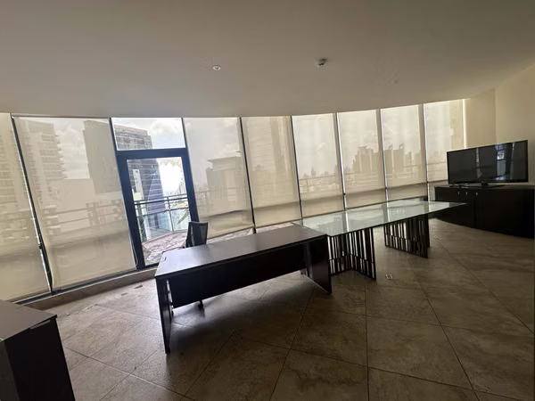 Se Alquila Oicina de 808 m2 en Torre Generalli, Obarrio