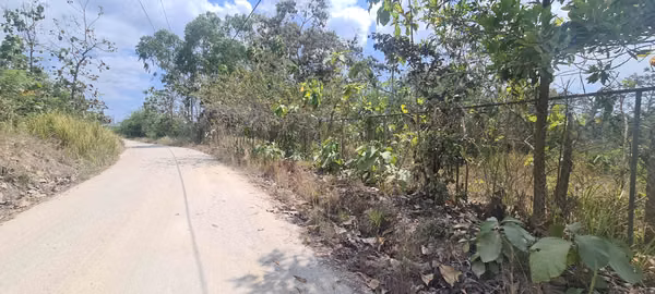 VENDO TERRENO. CARRETERA AL LADO DE BIJAO. PLAYA.