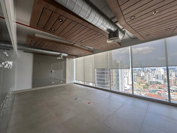 VENTA DE OFICINAS EN OBARRIO – PH SL 55, PISO 25 (PISO COMPLETO)