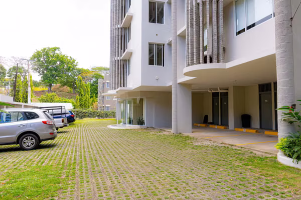 SPECTACULAR 4-BEDROOM OCEANFRONT APARTMENT IN FARALLON, PANAMA