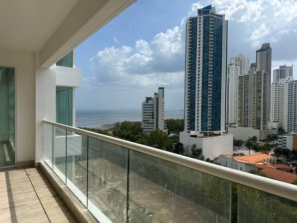 Apartamento alquilado pero se vende  PH Aria, Costa del Este