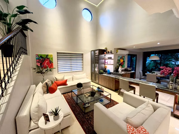 For Sale: House in Senderos de Camino de Cruces, Los Senderos