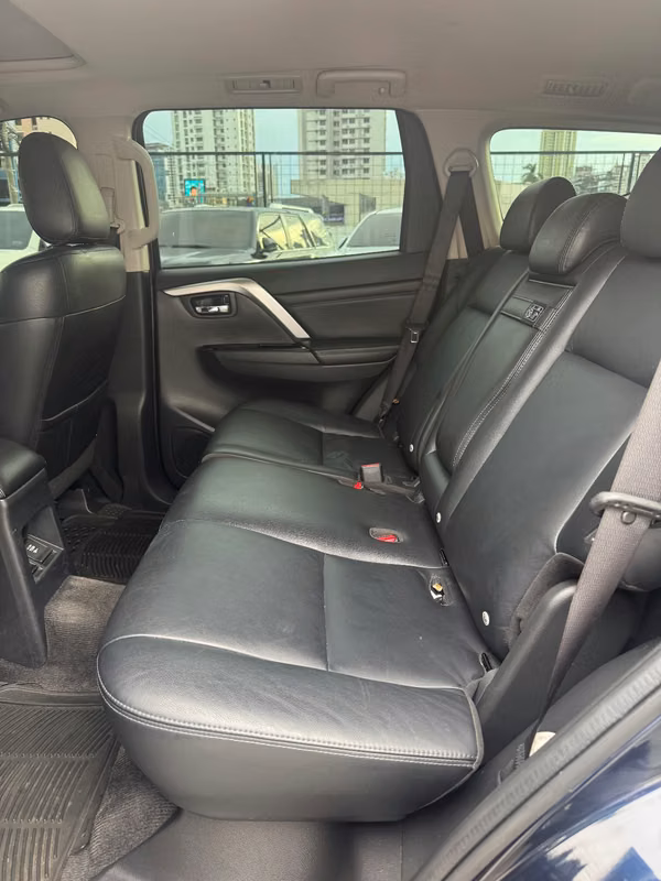 MITSUBISHI MONTERO SPORT