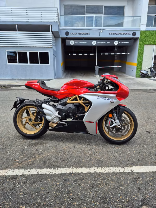 MV Agusta Superveloce