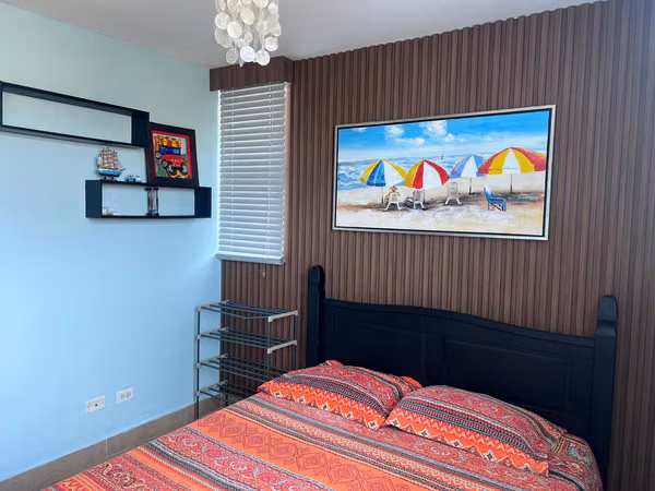 2 Bedroom/2 Fontenella apartment bath located in San Carlos