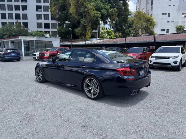 BMW M5 2015