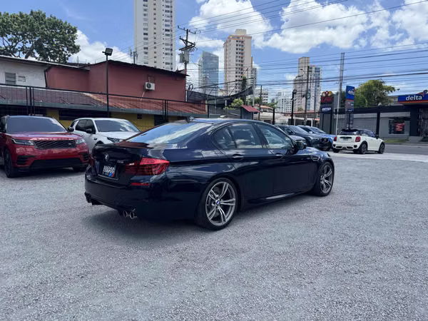 BMW M5 2015