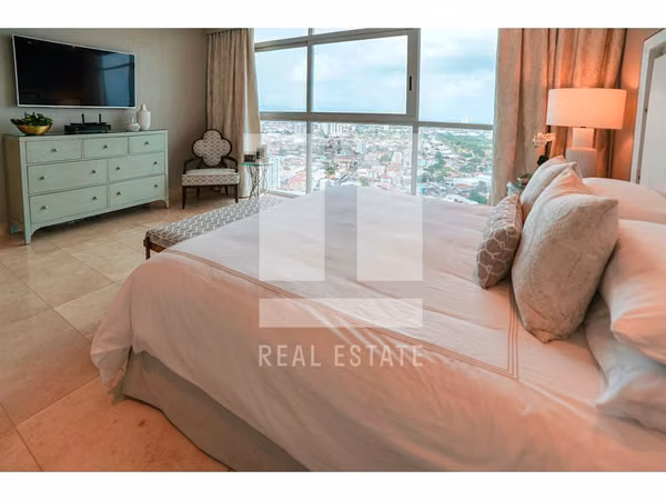 Se Vende Apartamento en PH Arboleda - Altos del Golf