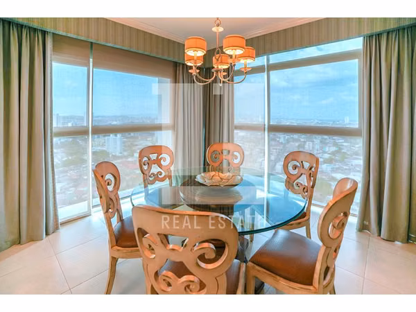 Se Vende Apartamento en PH Arboleda - Altos del Golf