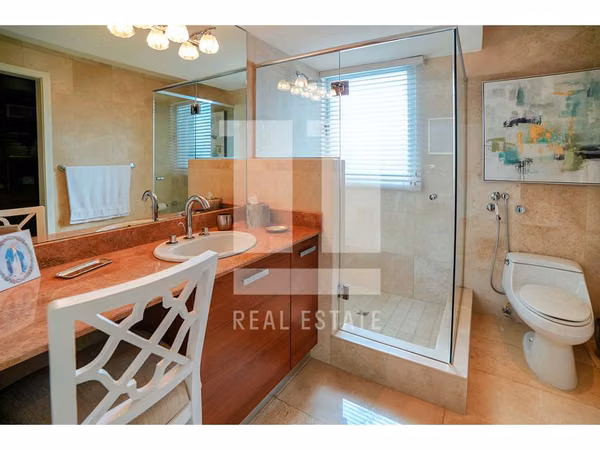 Se Vende Apartamento en PH Arboleda - Altos del Golf