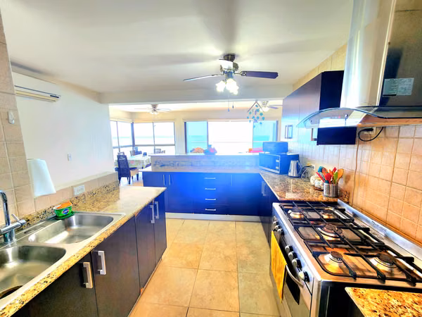 Beach Front 4 Bed Condo - Biltmore