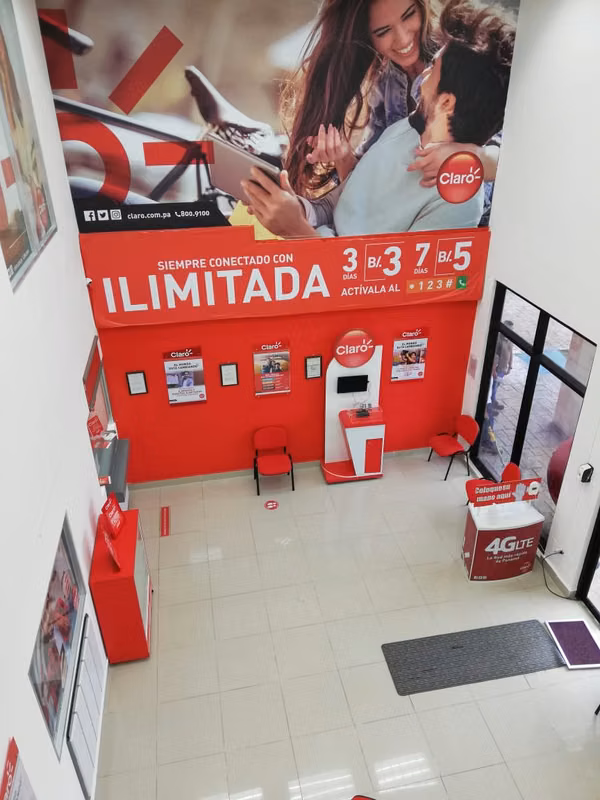 SANTIAGO LOCAL COMERCIAL PLAZA BANCONAL