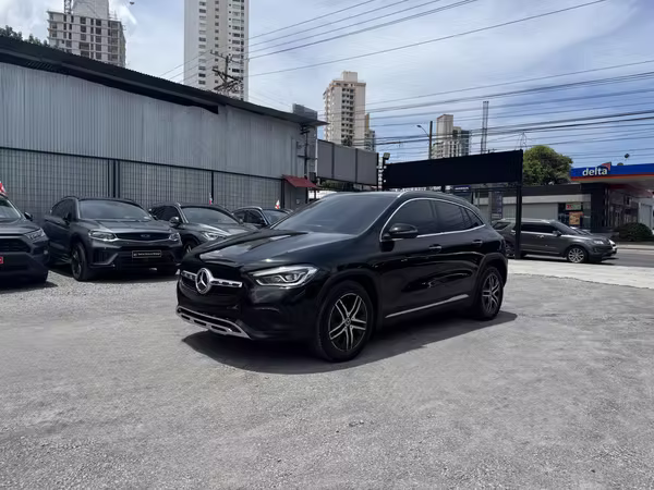 MERCEDES BENZ GLA 2023