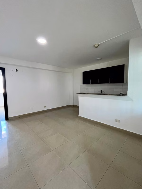 SE ALQUILA APARTAMENTO EN OBARRIO CALLE 601 RECÁMARA
