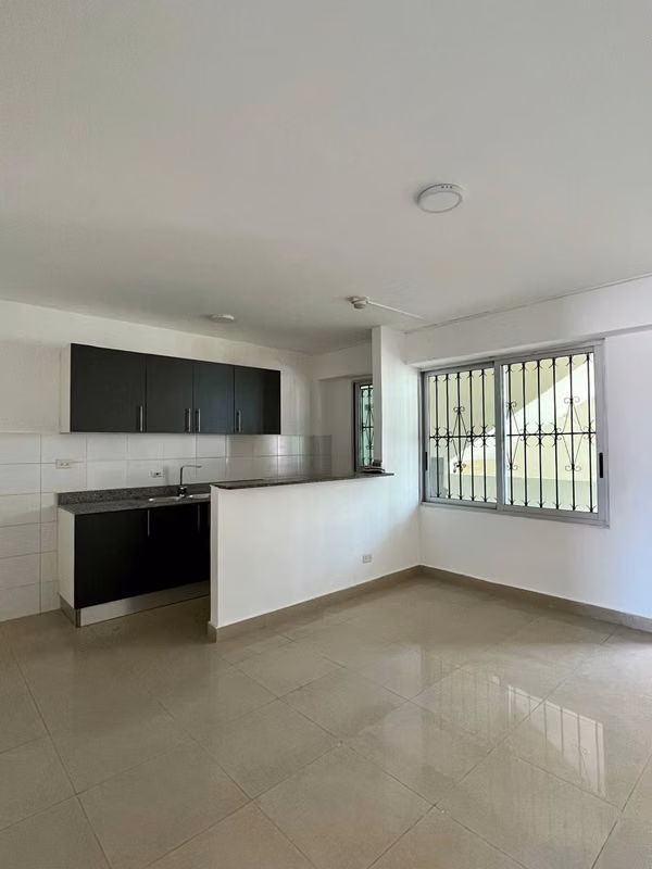 SE ALQUILA APARTAMENTO EN OBARRIO CALLE 601 RECÁMARA