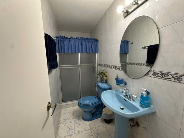 HOUSE FOR SALE IN EL BOSQUE URBANIZATION