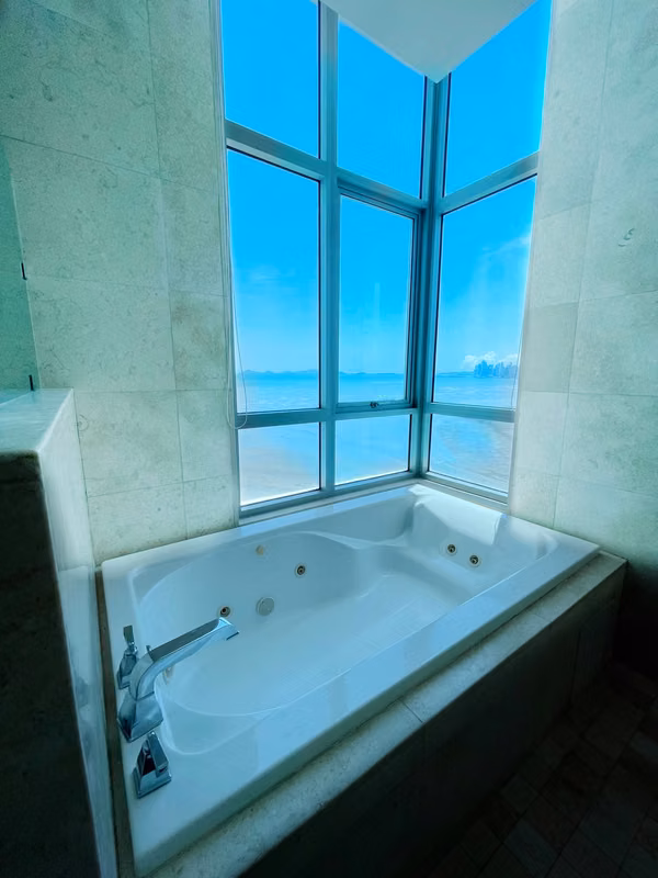 Apartamento ubicado en Avenida Paseo del mar, Costa del Este,  PH Ten Tower