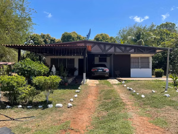 HOUSE FOR SALE IN COCLE
