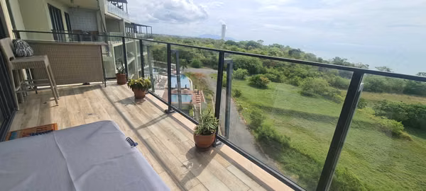 ALQUILO APARTAMENTO. PUNTA CAELO. SAN CARLOS. PLAYA. PADEL