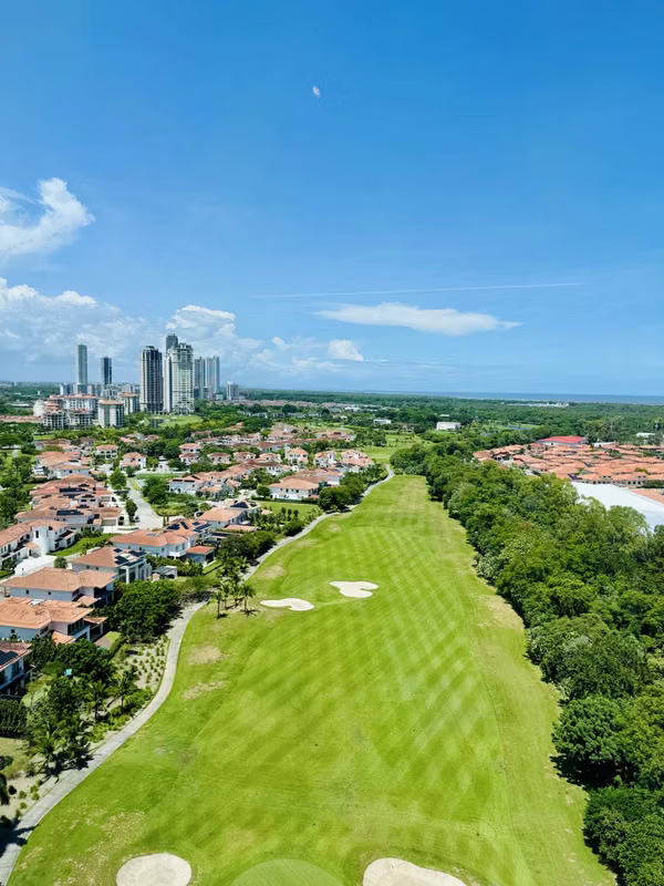 Se vende apartamento en Santa María Golf