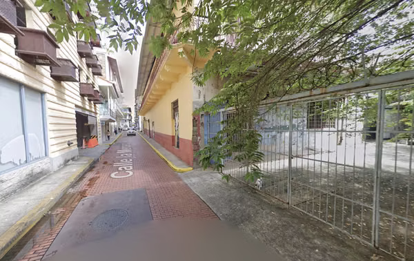 For Sale commercial/retail space in Casco Viejo