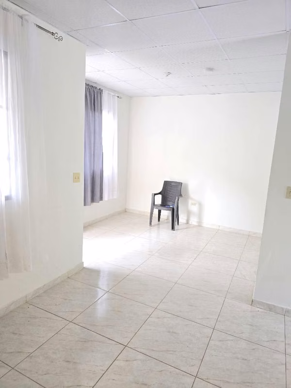 Se alquila casa en Aguadulce Residencial Coopeve