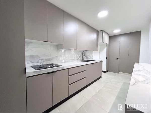 FOR SALE – FULLY RENOVATED HOUSE IN SAN FRANCISCO – CALLE 74 (26)
