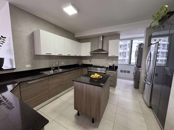 Vendo Apartamento en El Cangrejo - Luxor 300
