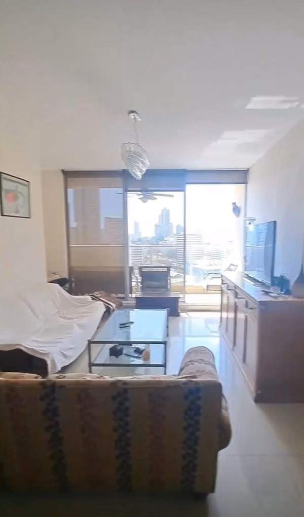 Beautiful Obarrio apartment, City view, 135 m2, 3 bedrooms + 2 parking spaces+ storage