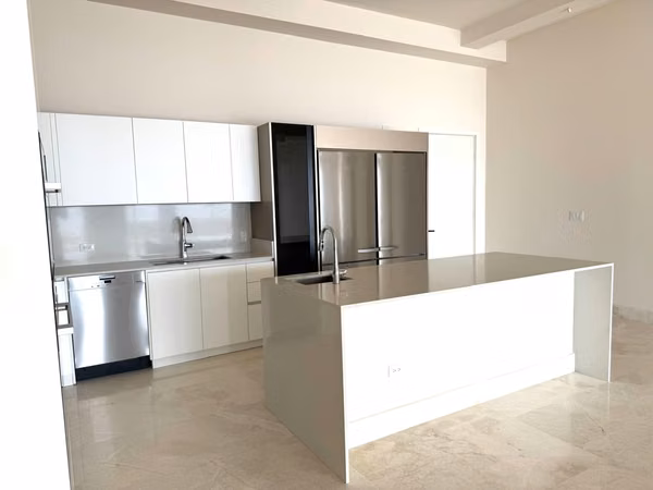Se Vende  Apartamento en Ocean Reef Islands