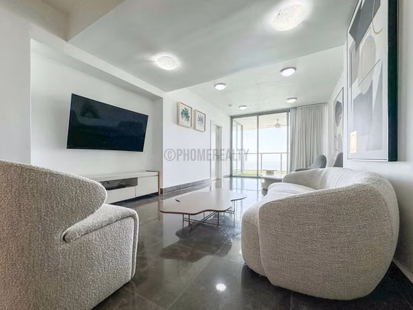 Yoo Panama model A apartment for sale on Avenida Balboa