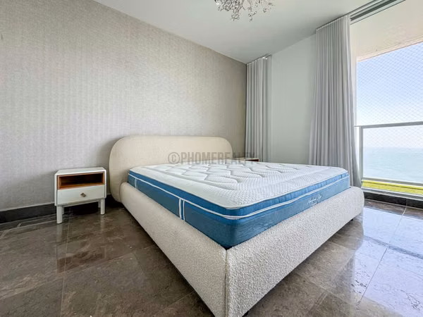 Yoo Panama model A apartment for sale on Avenida Balboa