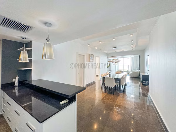Yoo Panama model A apartment for sale on Avenida Balboa