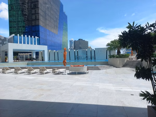 Se vende apartamento en Costa del Este MC
