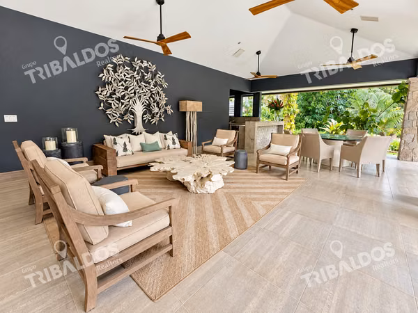 5-Bedroom House for Sale in El Valle de Antón – Spacious Gardens, Privacy, and Natural Surroundings