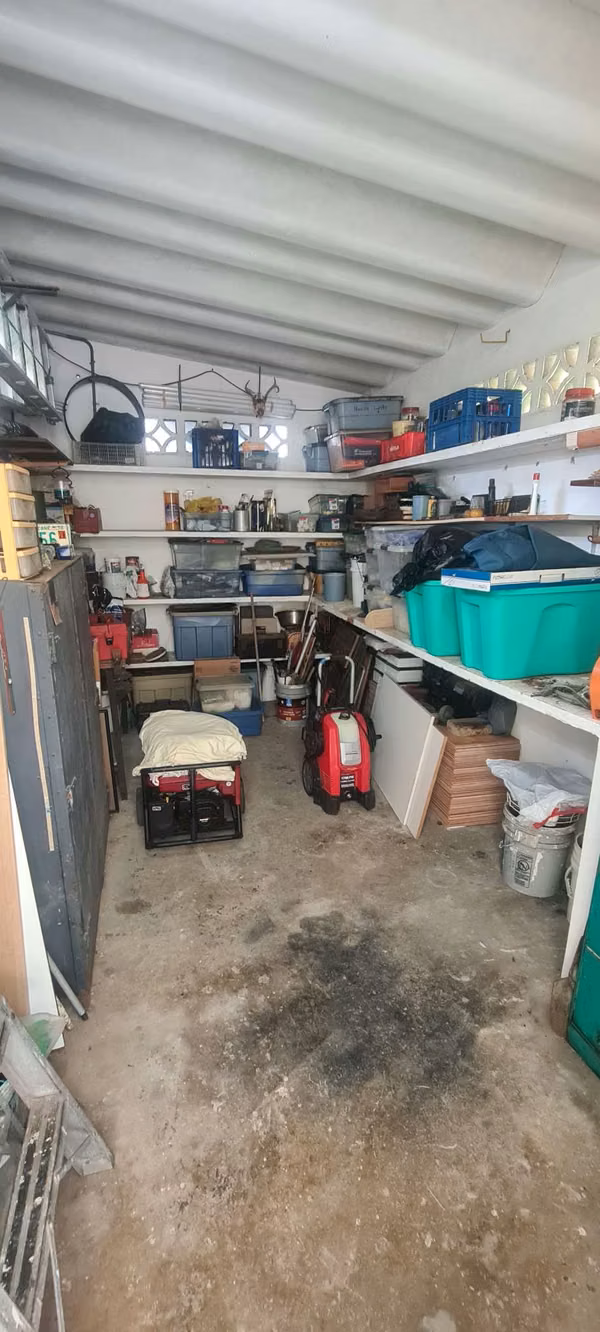 I SELL HOME.
