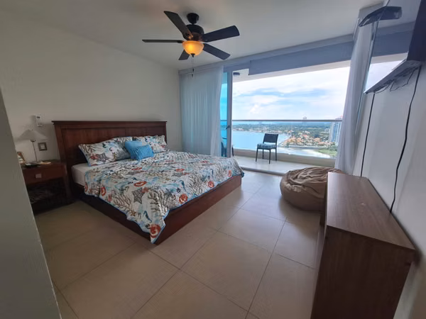 BAHIA RESORT SERENA BEACH SALE AWAY IN FRONT OF THE MAR- NEW GORGON