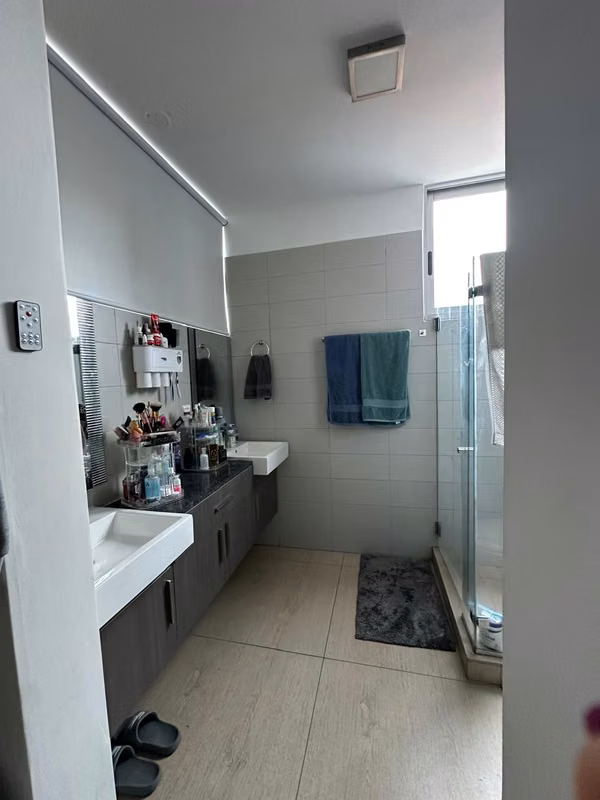 Furnished apartment of 98 m2 in Bella Vista, - 124; steps from the Coastal Tape