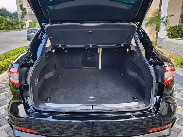 MASERATI LEVANTE GRANSPORT 2019