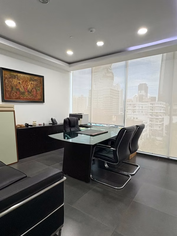 PARA VENTA O ALQUILER OFICINA EN PH OFFICE ONE OBARRIO