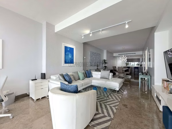 Yoo Panama 2 bedrooms apartment for sale located on Avenida Balboa