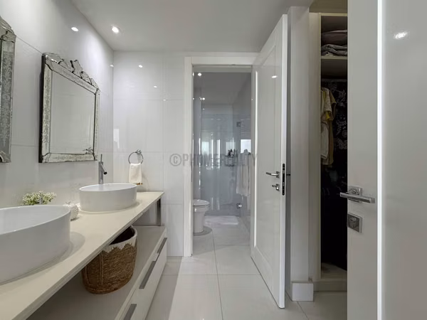 Yoo Panama 2 bedrooms apartment for sale located on Avenida Balboa