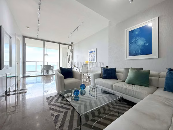 Yoo Panama 2 bedrooms apartment for sale located on Avenida Balboa